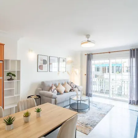 Cyv -centrally Located 1 Bed 1 Bath Near The Apartment *