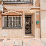Cyv -centrally Located 1 Bed 1 Bath Near The Apartmán