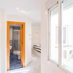 Cyv -centrally Located 1 Bed 1 Bath Near The *