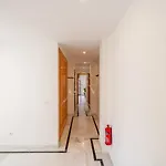 Cyv -centrally Located 1 Bed 1 Bath Near The Apartment *
