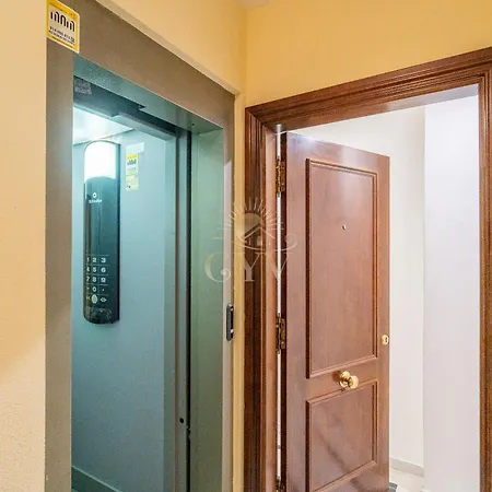 Apartment Cyv -centrally Located 1 Bed 1 Bath Near The *