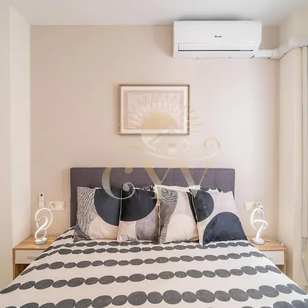 Cyv -centrally Located 1 Bed 1 Bath Near The * 丰希罗拉