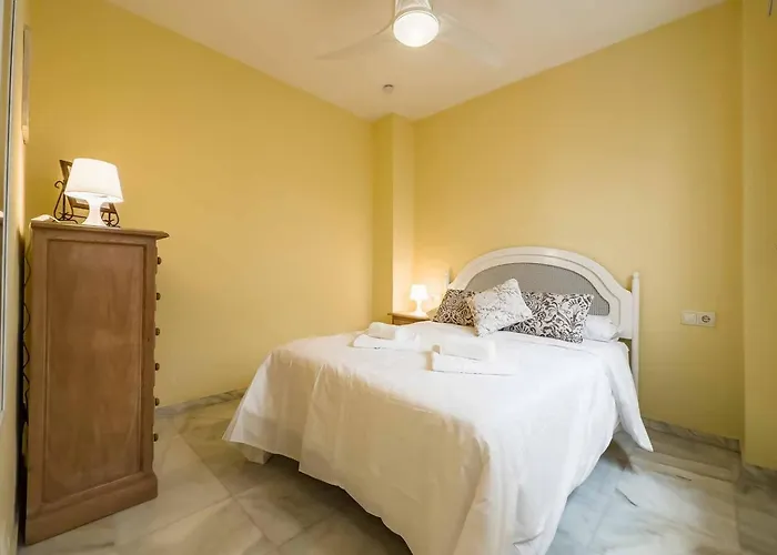 Cyv -centrally Located 1 Bed 1 Bath Near The Apartment *