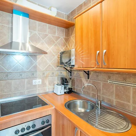 Cyv -centrally Located 1 Bed 1 Bath Near The 푸엔히롤라