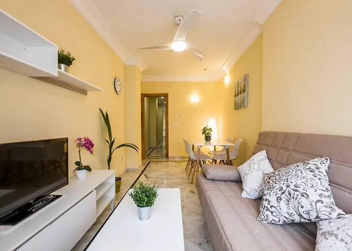 Cyv -centrally Located 1 Bed 1 Bath Near The Appartement