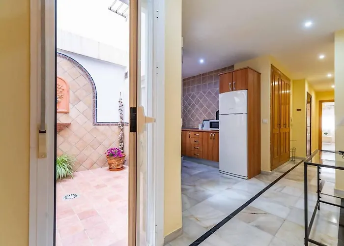 Apartament Cyv -centrally Located 1 Bed 1 Bath Near The Fuengirola